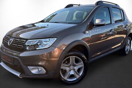 Dacia Sandero 10.300 km 10.290 &euro; Freilassing 83395