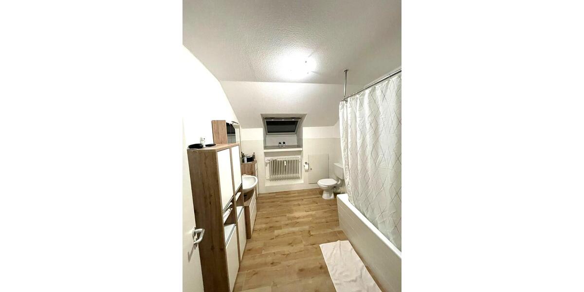 Dachgeschoßwohnung Harsewinkel - 3 Zimmer, 84 m&sup2;, 219.000&euro; | Angebot:25205117