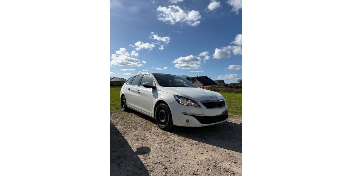Peugeot 308 218.000 km 6.100 &euro; Steinbergkirche 24972
