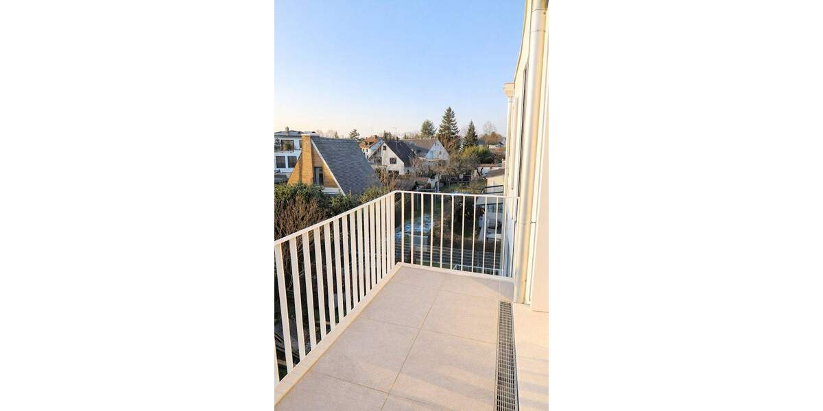 Moderne 3-Zimmer-Dachgeschoss-Wohnung mit Dachterrassen in der Gartenstadt-Trudering 3 zimmer