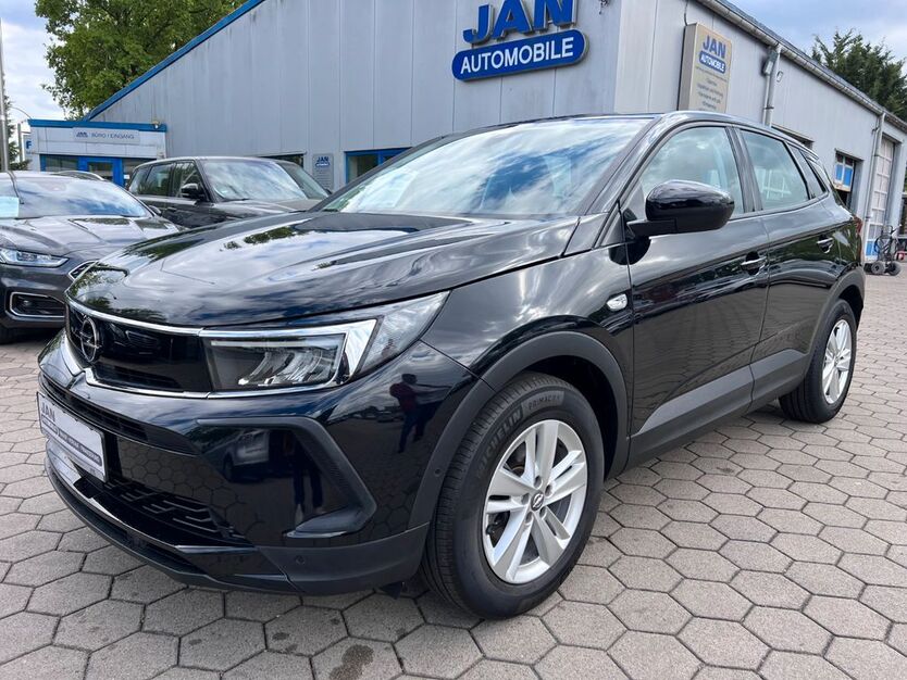 Opel Grandland (X) 10.950 km 20.490 € Elmshorn(bei Hamburg) 25335