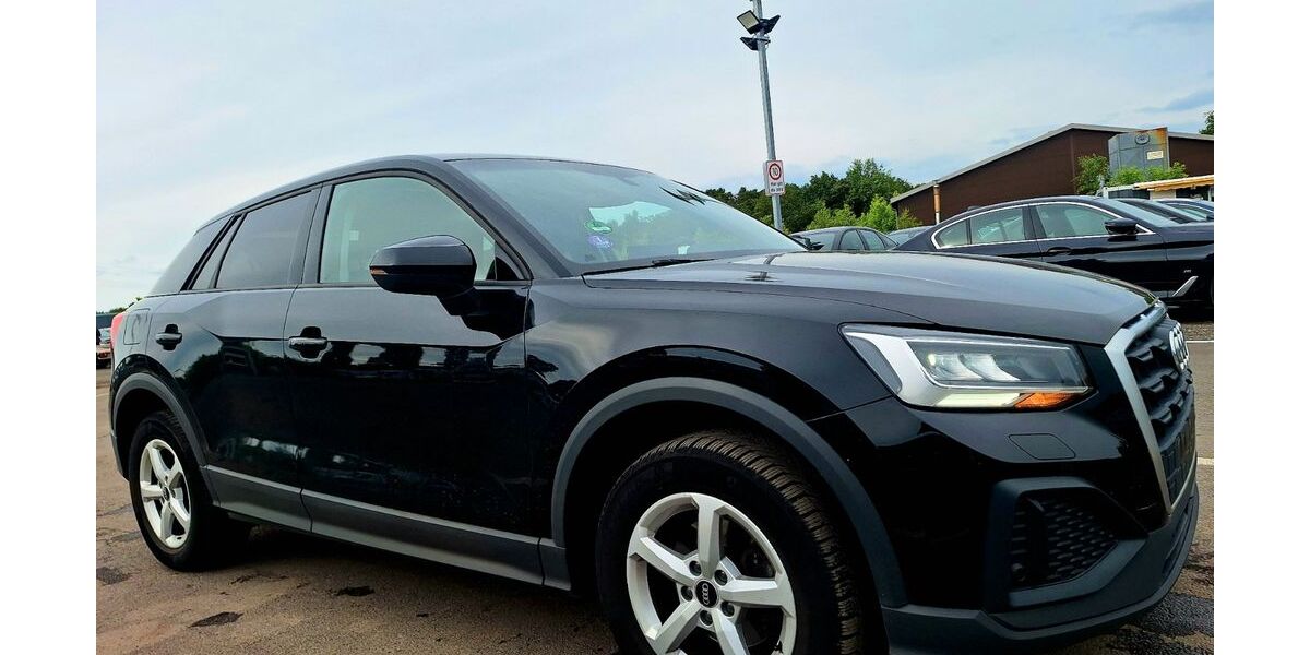 Audi Q2 143.000 km 16.500 &euro; Blankenfelde-Mahlow 15831