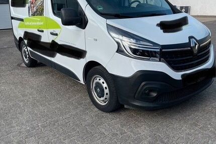 Renault Trafic 23.367 km 18.450 € Garding 25836