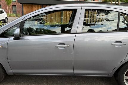 Opel Corsa 111.900 km 3.100 &euro; Hamburg 21031