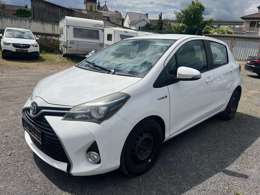 Yaris