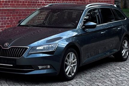 Skoda Superb 225.000 km 13.499 &euro; Chemnitz 09120