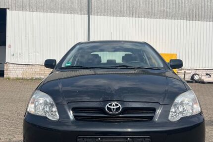 Toyota Corolla 72.800 km 6.400 &euro; Düsseldorf 40235