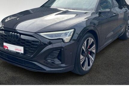 Audi Q8 e-tron 24.416 km 57.950 &euro; Hamburg 22529