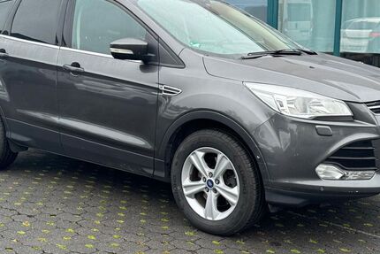 Ford Kuga 209.142 km 9.450 € Ebsdorfergrund 35085