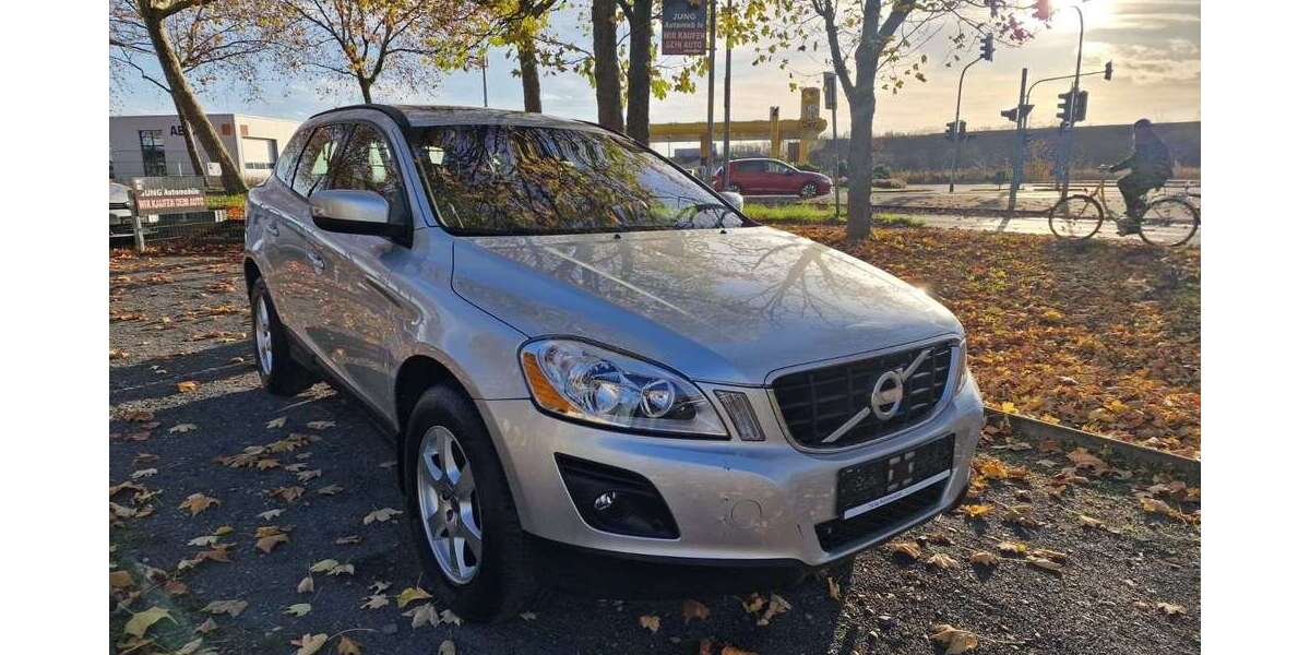 Volvo XC60 180.000 km 7.777 &euro; Köln 51109