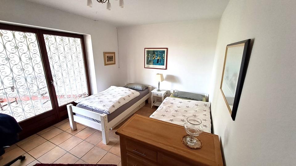 Einfamilienhaus Kaufungen - 8 Zimmer, 224 m&sup2;, 549.000&euro; | Angebot:26099652