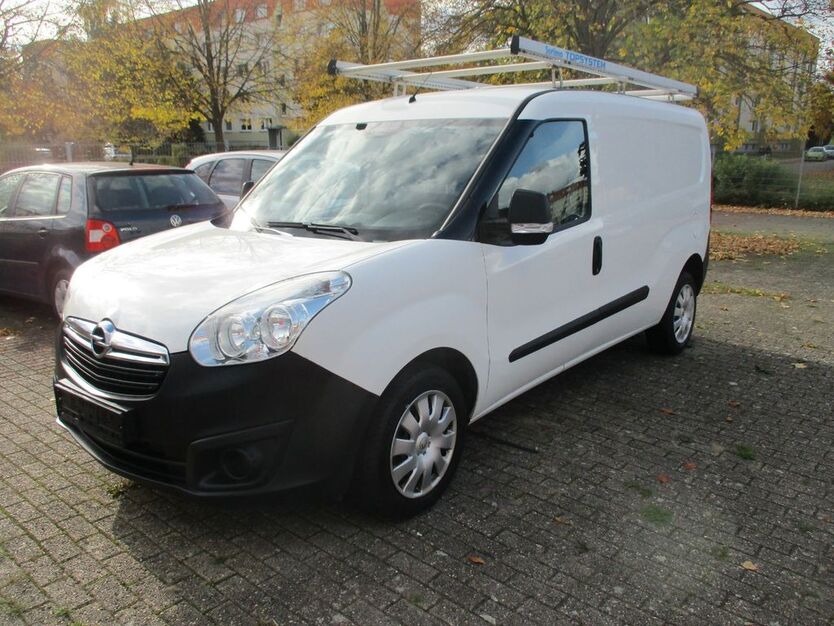 Opel Combo 137.000 km 7.900 € Köthen 06366