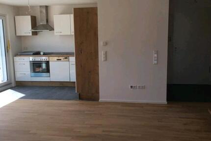 Wohnung Mössingen - 2.5 Zimmer, 68 m&sup2;, 880&euro; | Angebot:25589653