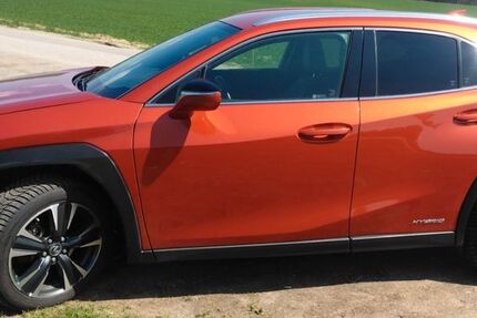 Lexus UX 46.500 km 26.200 &euro; Haag i.OB OT Rosenberg 83527