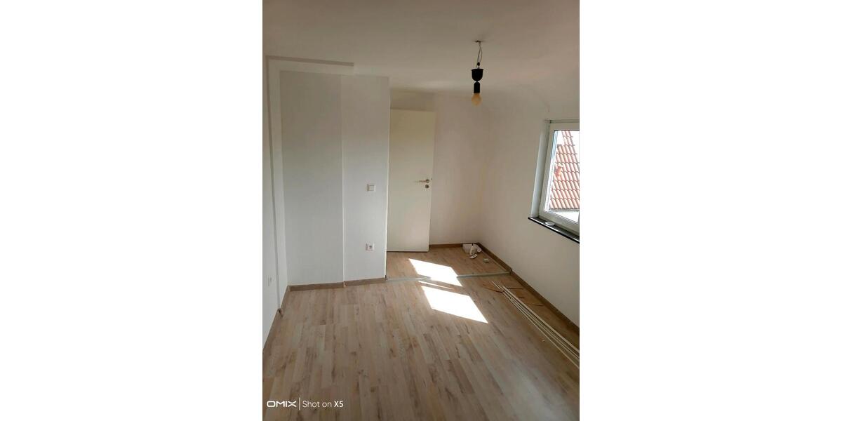 Dachgeschoßwohnung Albstadt Gemarkung Onstmettingen - 3 Zimmer, 57 m&sup2;, 560&euro; | Angebot:26254434