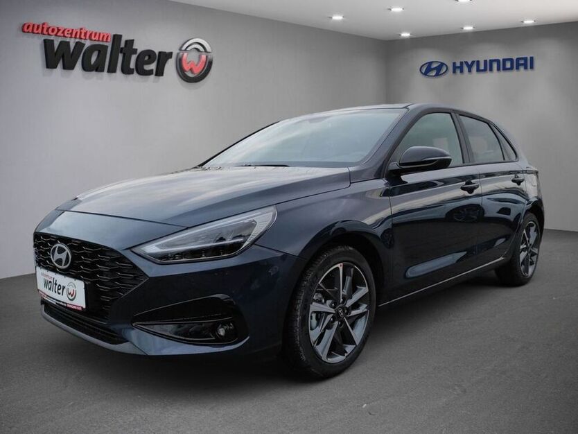 i30