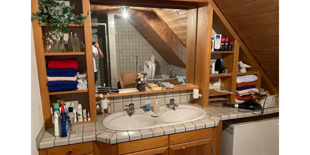 Monteurwohnung inkl. W-Lan, TV und Küche in Amberg 5 zimmer