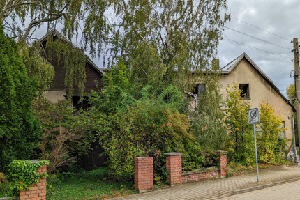 Ehemaliges Wohnhaus mit innenliegender Garage im Magdeburg Börde 5 zimmer