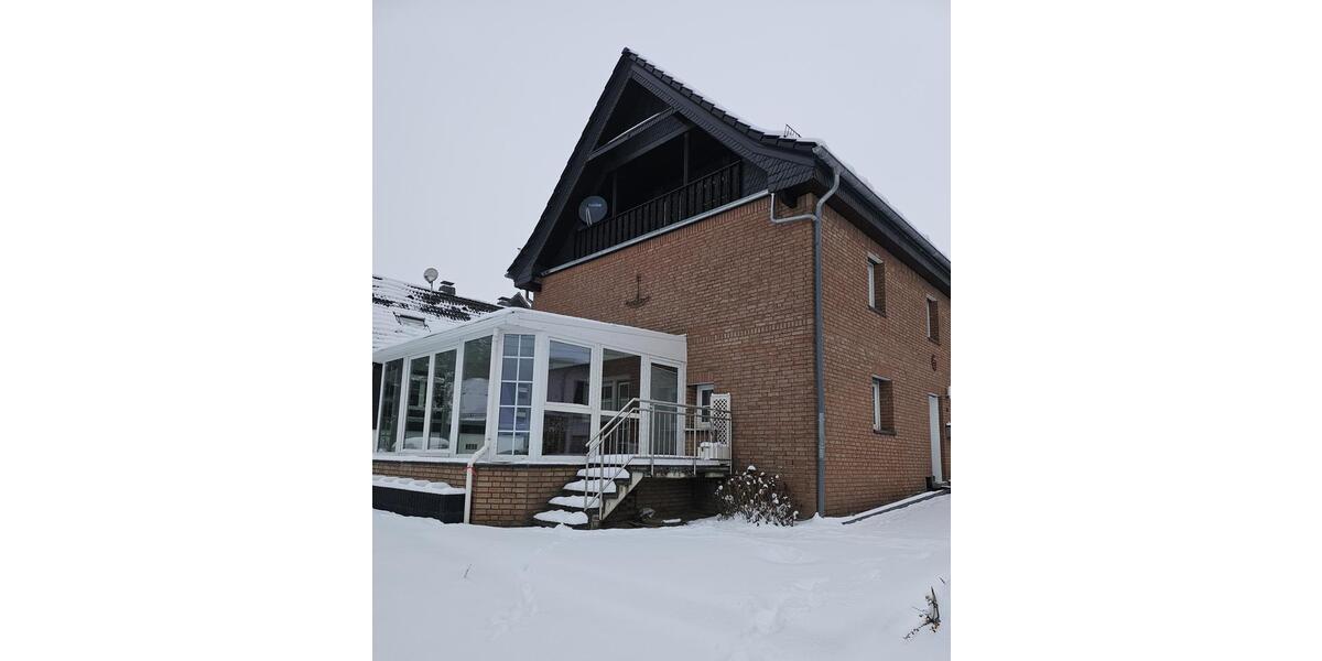 Einfamilienhaus Wipperfürth - 5 Zimmer, 227 m&sup2;, 2.500&euro; | Angebot:24453830