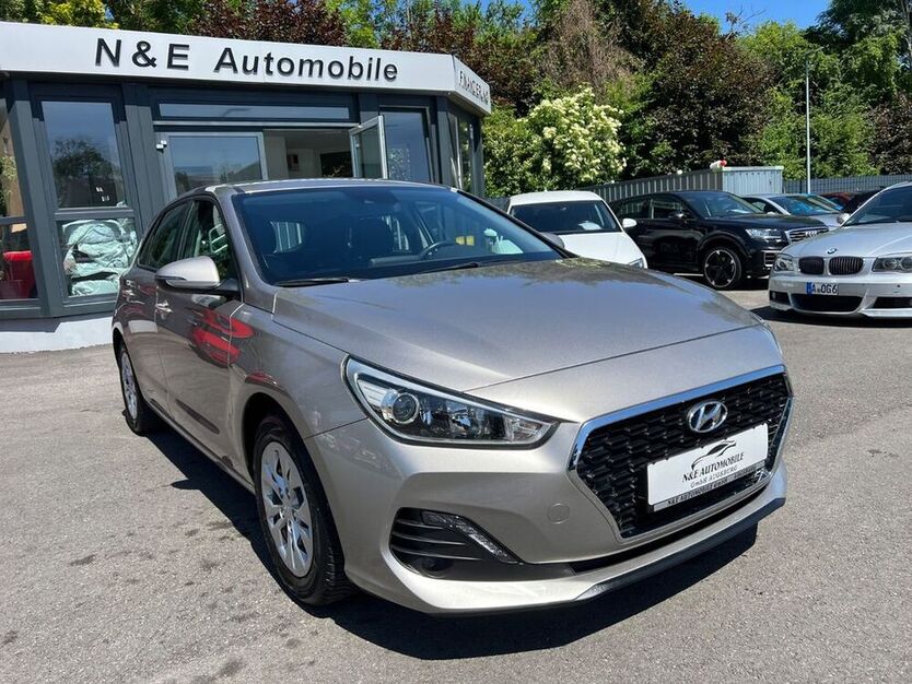 i30