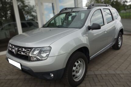 Dacia Duster 90.000 km 8.600 &euro; Herborn 35745