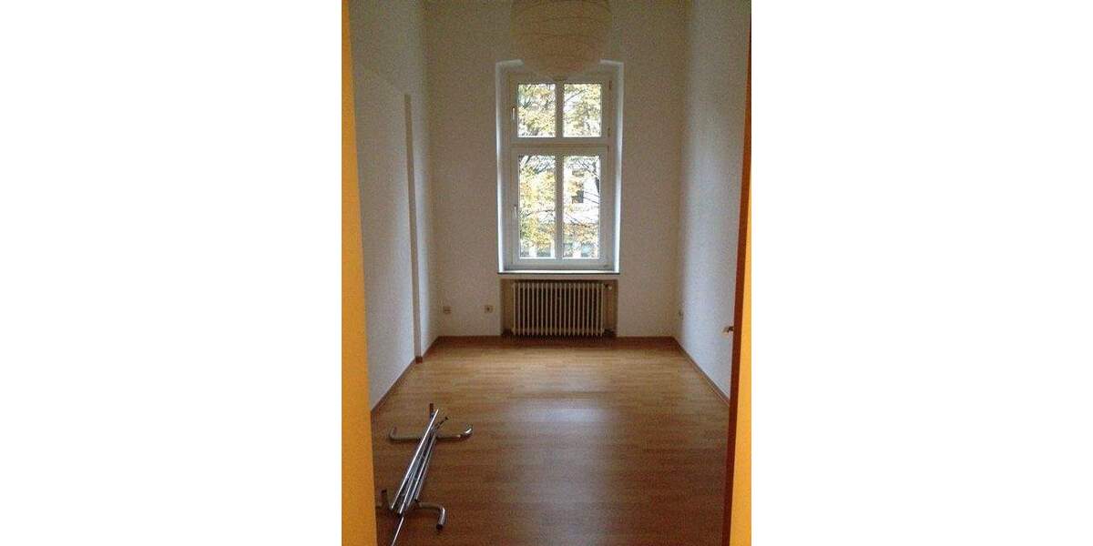 Etagenwohnung Neuss Innenstadt - 2 Zimmer, 51 m&sup2;, 612&euro; | Angebot:24794320