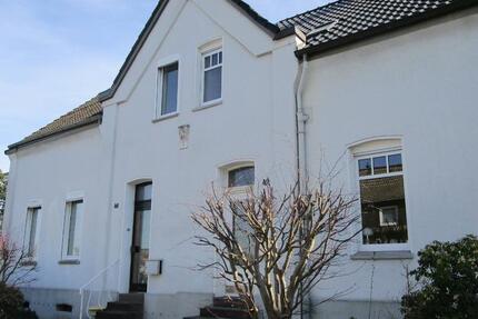 Schöne Oase Mülheim Heimaterde zimmer