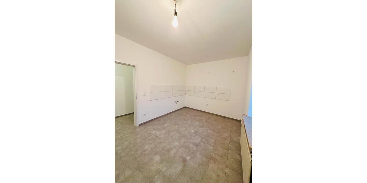 Dachgeschoßwohnung Eschweiler - 2 Zimmer, 68 m&sup2;, 715&euro; | Angebot:26378946