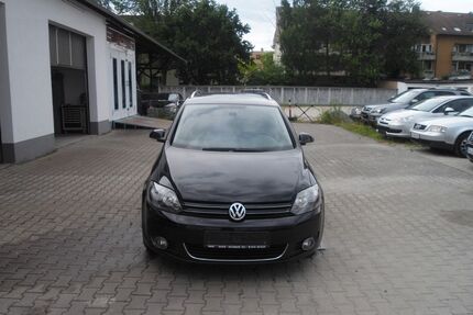 VW Golf 156.643 km 7.590 &euro; Bamberg 96052