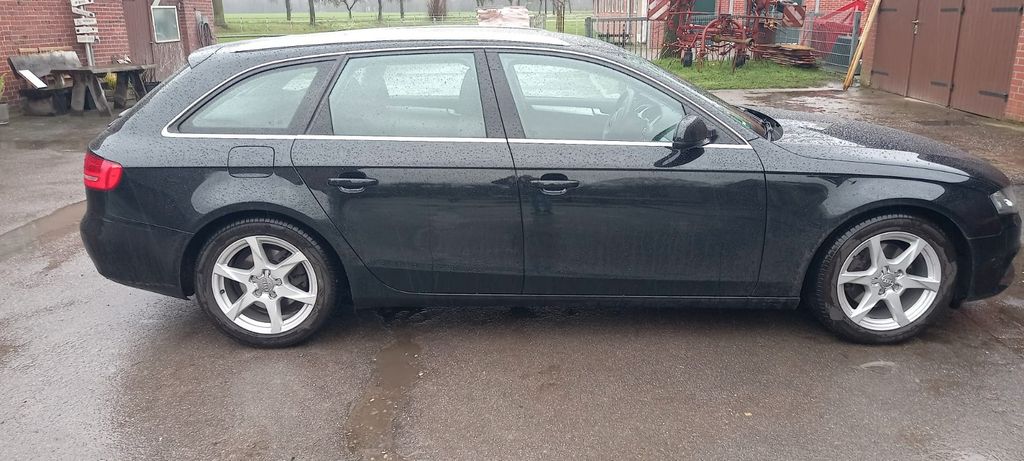 Audi A4 137.000 km 6.350 &euro; Borken 46325