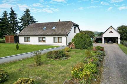 Haus Woldegk Mildenitz - 7 Zimmer, 177 m&sup2;, 240.000&euro; | Angebot:25319119