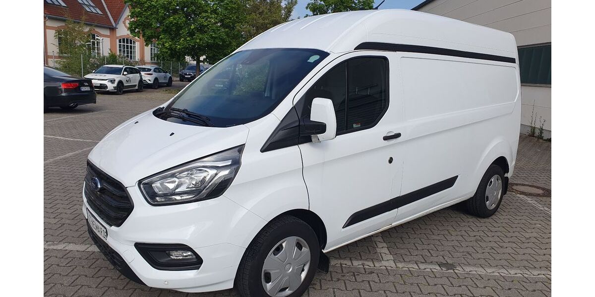 Ford Transit Custom 70.000 km 21.900 &euro; München 81825