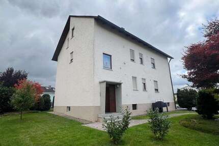 Haus zum Kaufen in Schwandorf 325.000 € 196 m² 8 zimmer