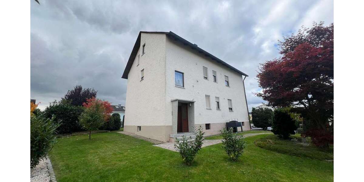 Haus zum Kaufen in Schwandorf 325.000 € 196 m² 8 zimmer