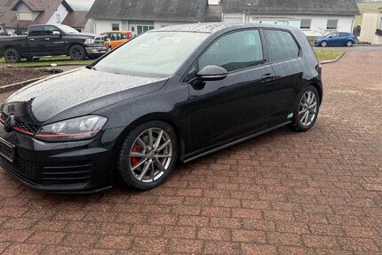 VW Golf 158.000 km 11.990 &euro; Lebach 66822