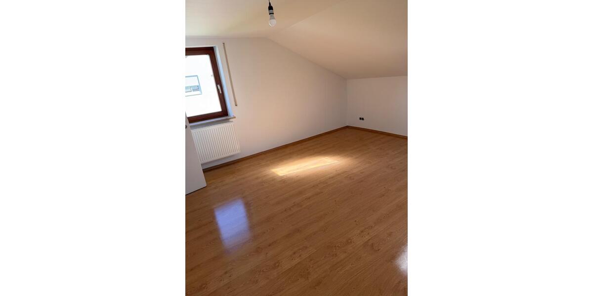 Doppelhaushälfte Lenting - 5 Zimmer, 158 m&sup2;, 1.500&euro; | Angebot:26377742