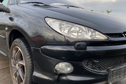 Peugeot 206 125.000 km 2.500 &euro; Lübeck 23556