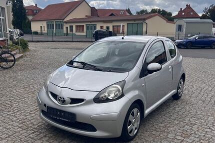 Toyota Aygo (X) 157.442 km 2.400 &euro; Luckau 15926