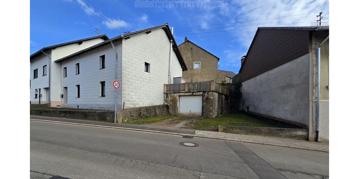 Modernisiertes Einfamilienhaus mit Einliegerwohnung Schmelz zentral - Einfamilienhaus Schmelz | Angebot:27010373