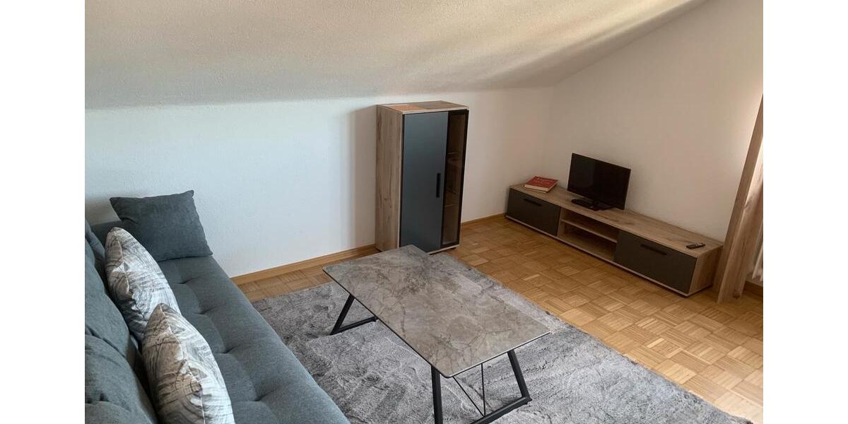 Dachgeschoßwohnung Reutlingen Sondelfingen - 1 Zimmer, 40 m&sup2;, 750&euro; | Angebot:26003075