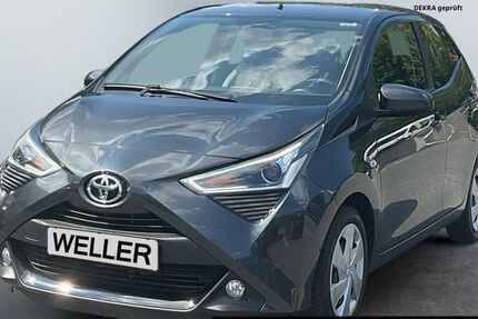 Toyota Aygo (X) 5.921 km 12.779 &euro; Gütersloh 33330