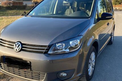 VW Touran 164.000 km 7.100 &euro; Dornburg-Camburg 07774