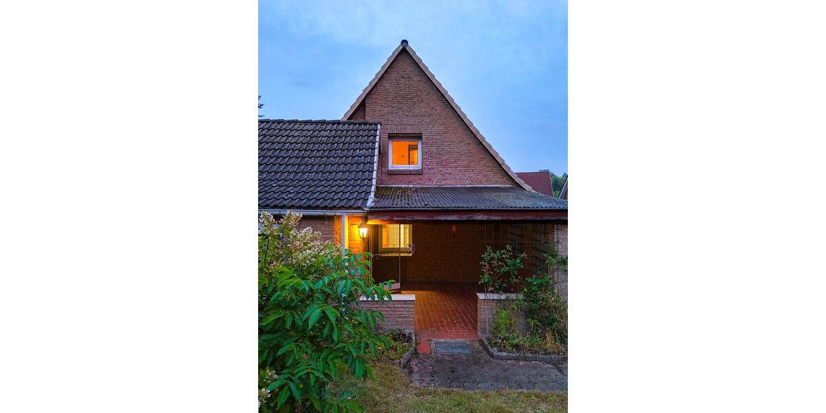 Einfamilienhaus Preetz - 5.5 Zimmer, 100 m&sup2;, 250.000&euro; | Angebot:26326625