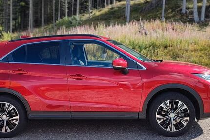 Mitsubishi Eclipse Cross 46.600 km 19.500 € kahl 63796