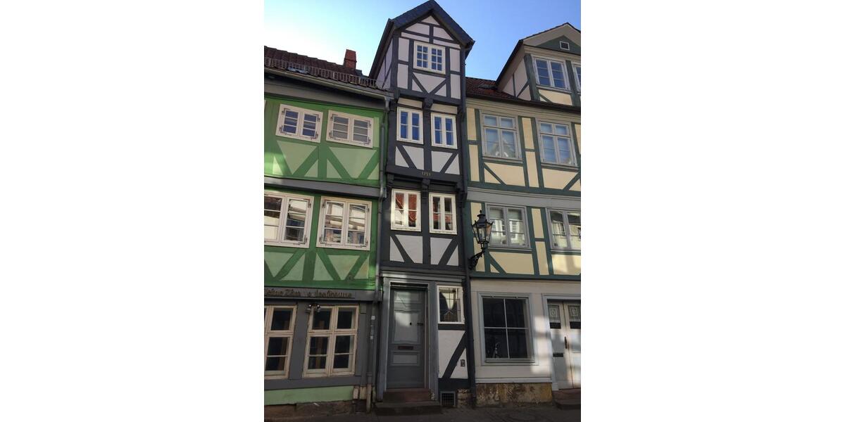 Highlight zu vermieten: möbl. Haus & Garten zum Wohnen auf Zeit 5 zimmer