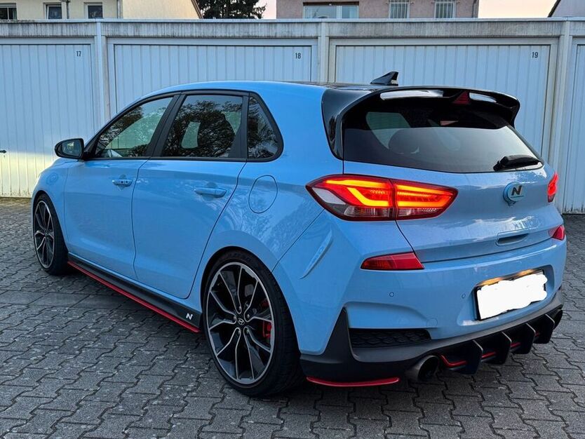 i30