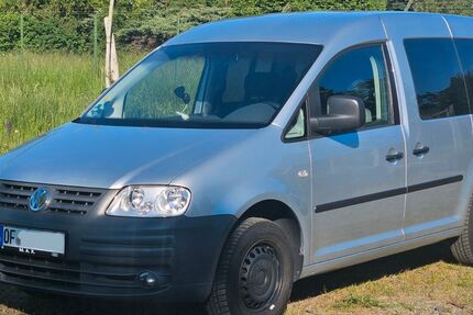 VW Caddy 196.000 km 7.950 &euro; Offenbach 63065
