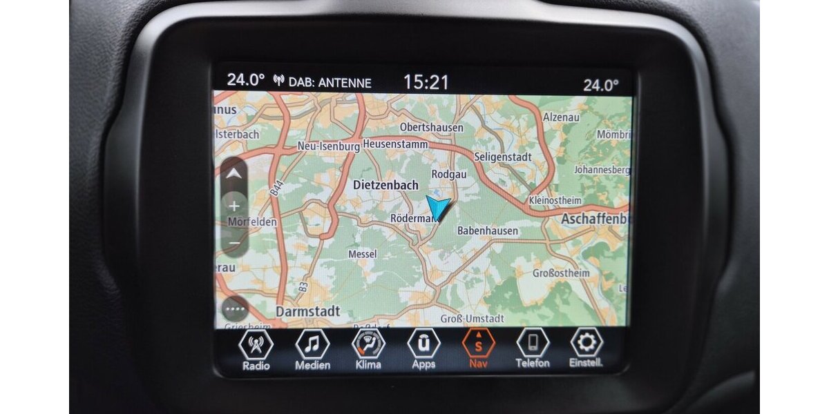 Hyundai i30 YES! Plus Navigation, Panoramadach, LED, Sport 89.202 km 12.890 &euro; Rodgau 63110
