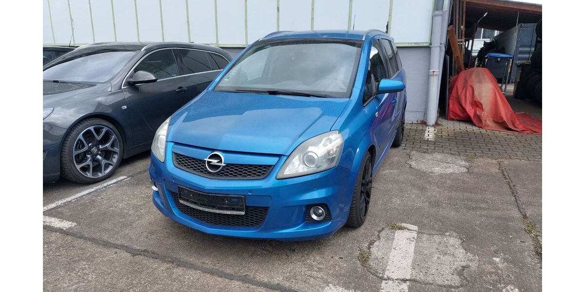 Opel Zafira 175.649 km 6.490 &euro; Berlin 10365