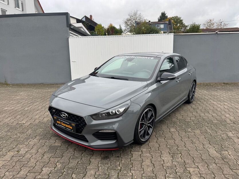Hyundai i30 91.655 km 23.499 € Riegelsberg 66292